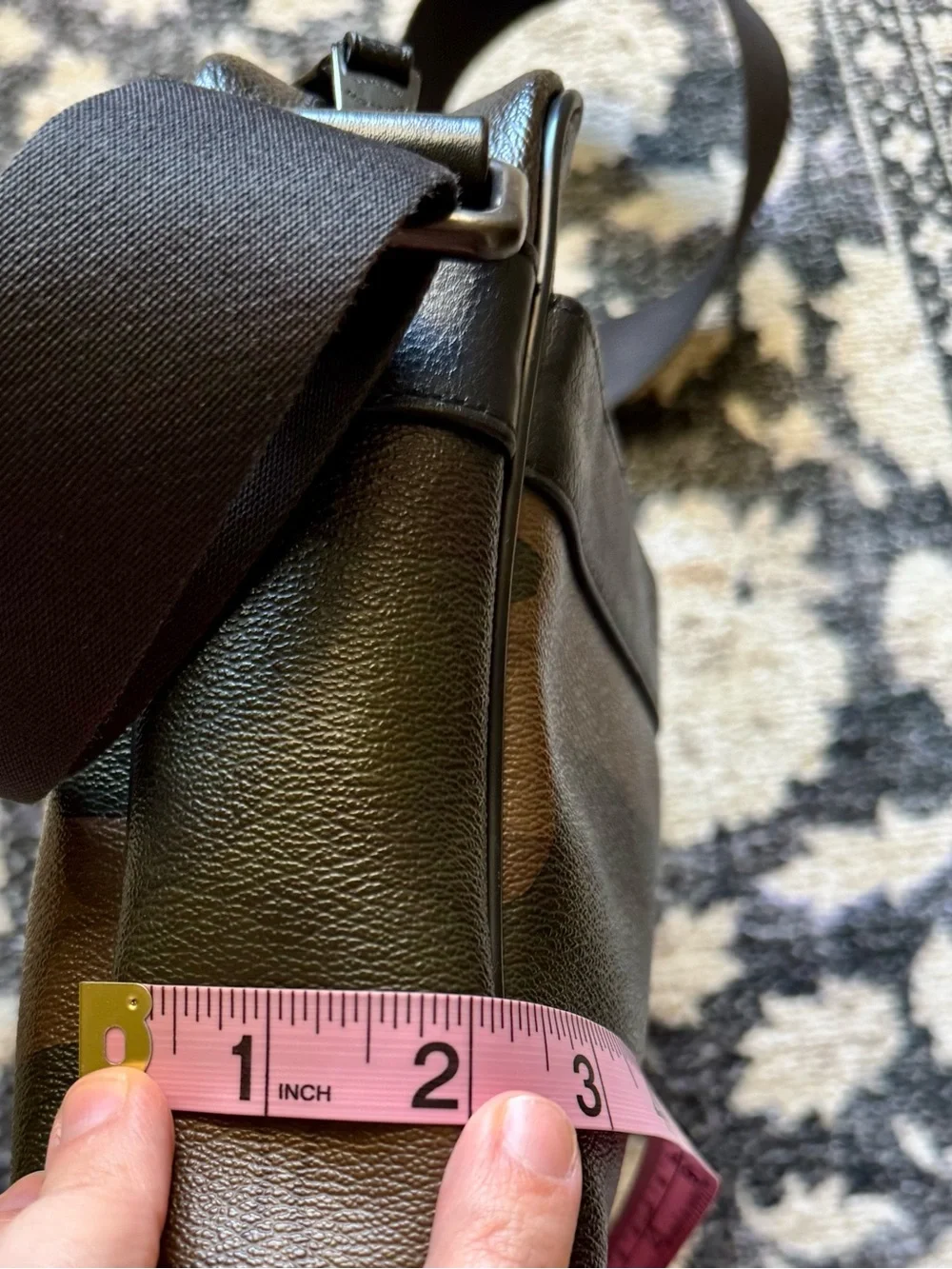 Coach Men's Charles Flight Camo Canvas Crossbody Bag Green/Brown-Needs Repair